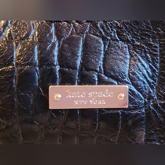 Kate Spade Croc Embossed Leather Shoulder Bag Green Lining EUC - Picture 11 of 16